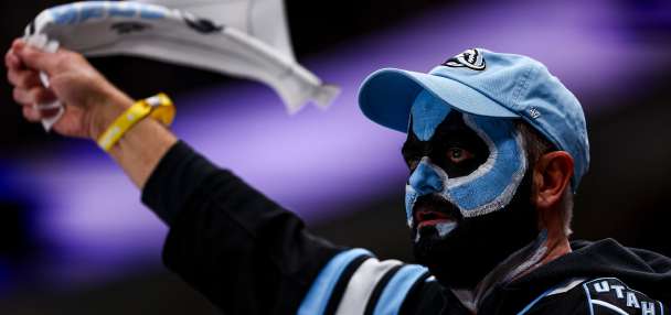 Opportunistic Mammoth feed off Delta Center energy, cruise past Vegas to take 2-1 series lead