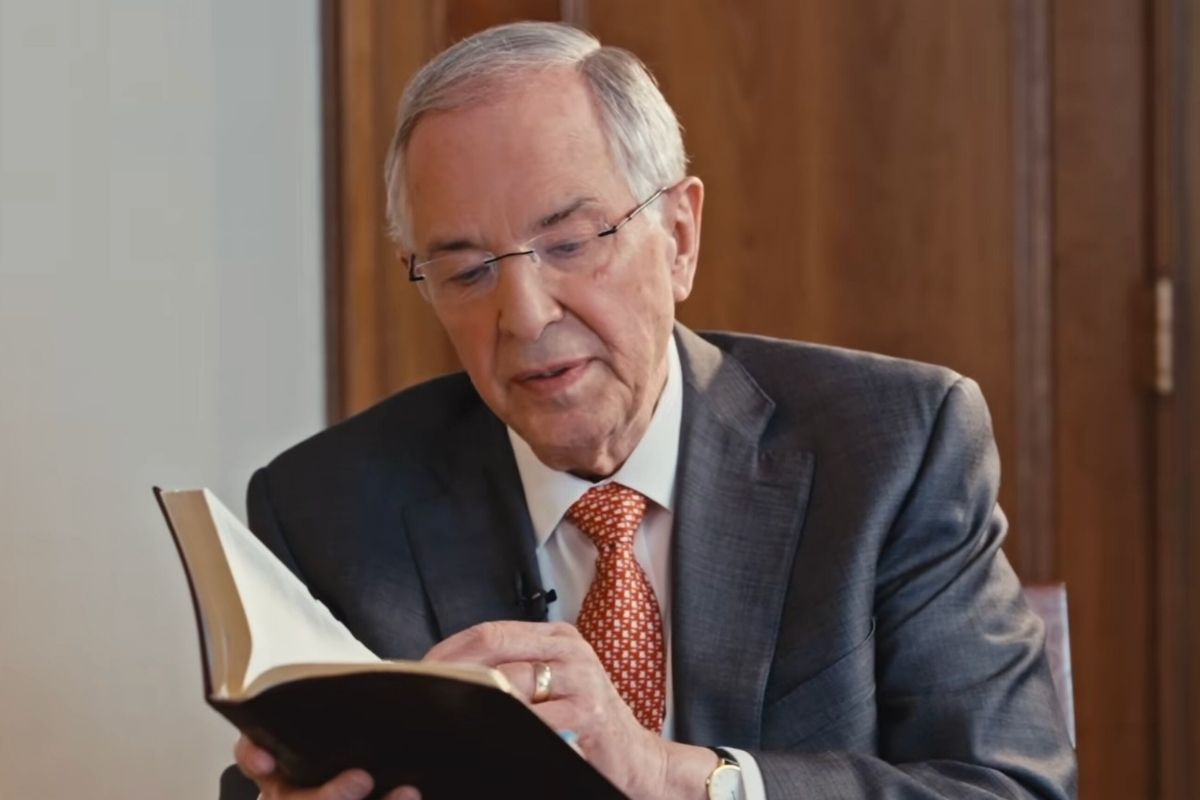 Watch Elder Andersen candidly answer his son's questions on faith and service