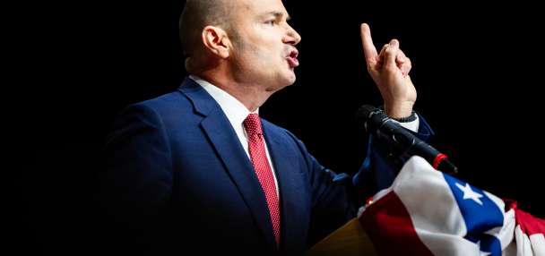 Mike Lee threatens to 'nuke' filibuster over stalled SAVE America Act