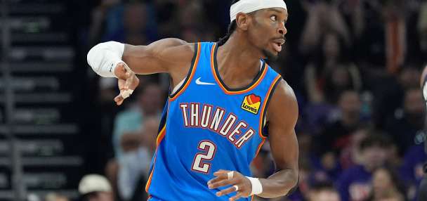 Gilgeous-Alexander scores 42, Thunder beat Suns 121-109 to take a 3-0 series lead