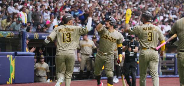 Padres rally past Diamondbacks 6-4 in Mexico City as Miller sets club record for scoreless streak