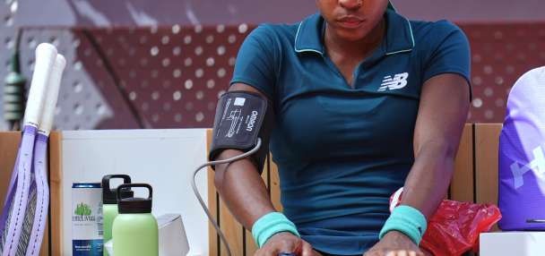 Coco Gauff overcomes vomiting on court to beat Sorana Cirstea in Madrid