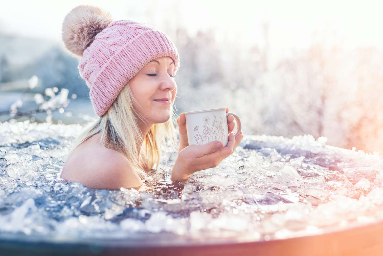 Immerse yourself in relaxation: Discover the benefits of cold and hot water therapy
