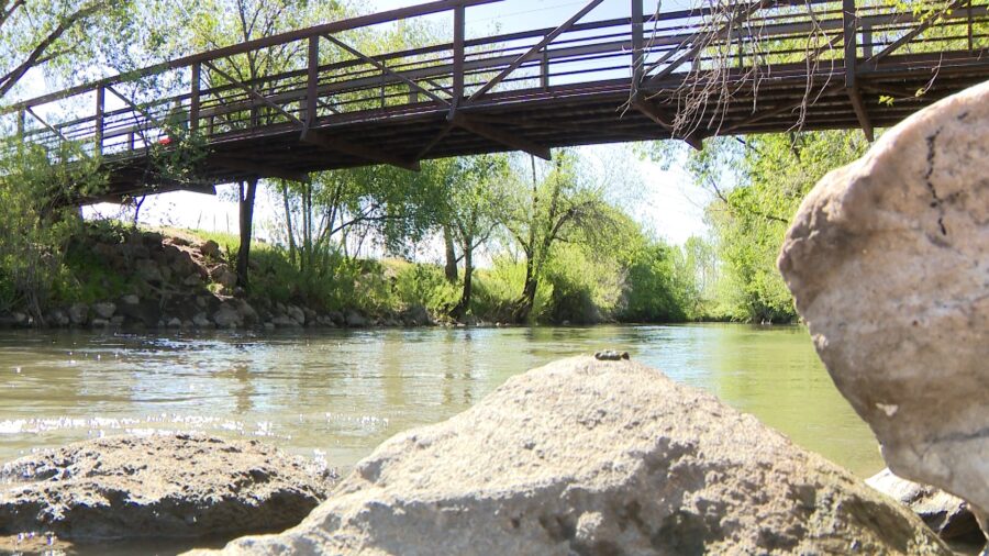 Thousands of volunteers roll up their sleeves for Larry H. Miller Week of Service