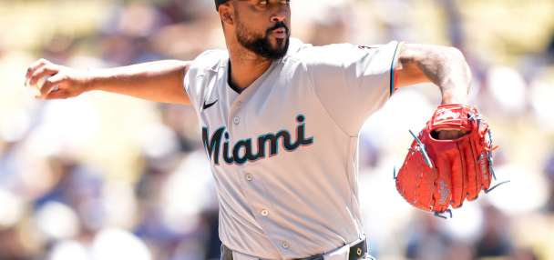 Sanoja has 2-out bloop single to spark Marlins to 3-2 victory over Dodgers