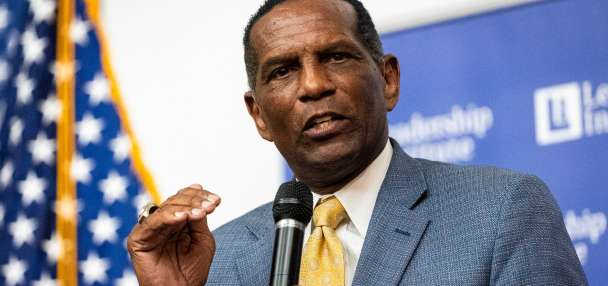 Top U.S. story anchor