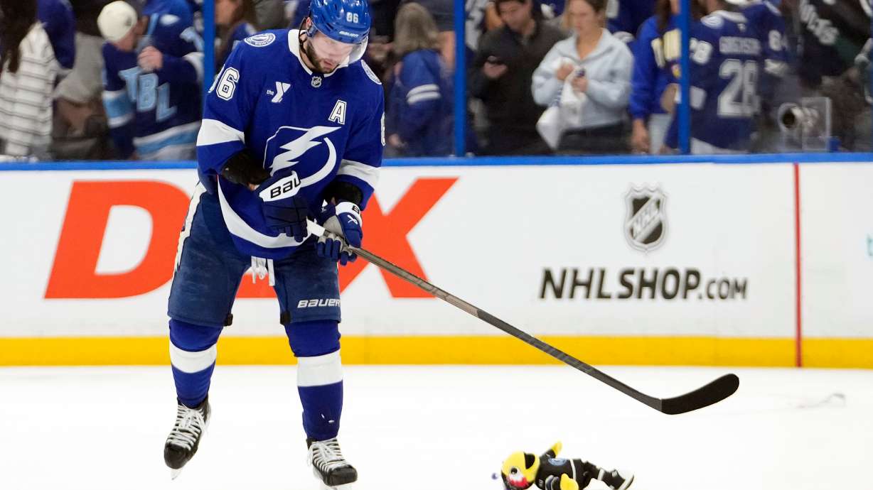 Tampa Bay Lightning right wing Nikita Kucherov (86) reacts after the team lost to the Montréal Canadiens in Game 5 of an NHL hockey Stanley Cup first-round playoff series, Wednesday, April 29, 2026, in Tampa, Fla.