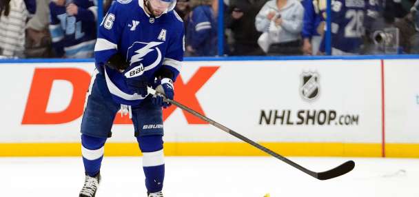 Lightning on the brink of elimination after another home playoff loss