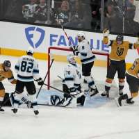 Dorofeyev's hat trick, Howden's 2OT winner powers Vegas to 5-4 win
