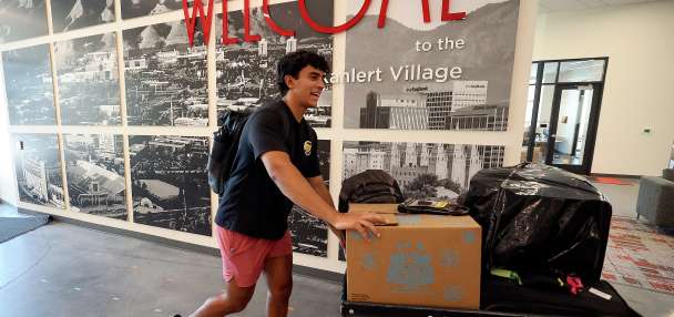 So what's keeping cash-anxious college students up at night?