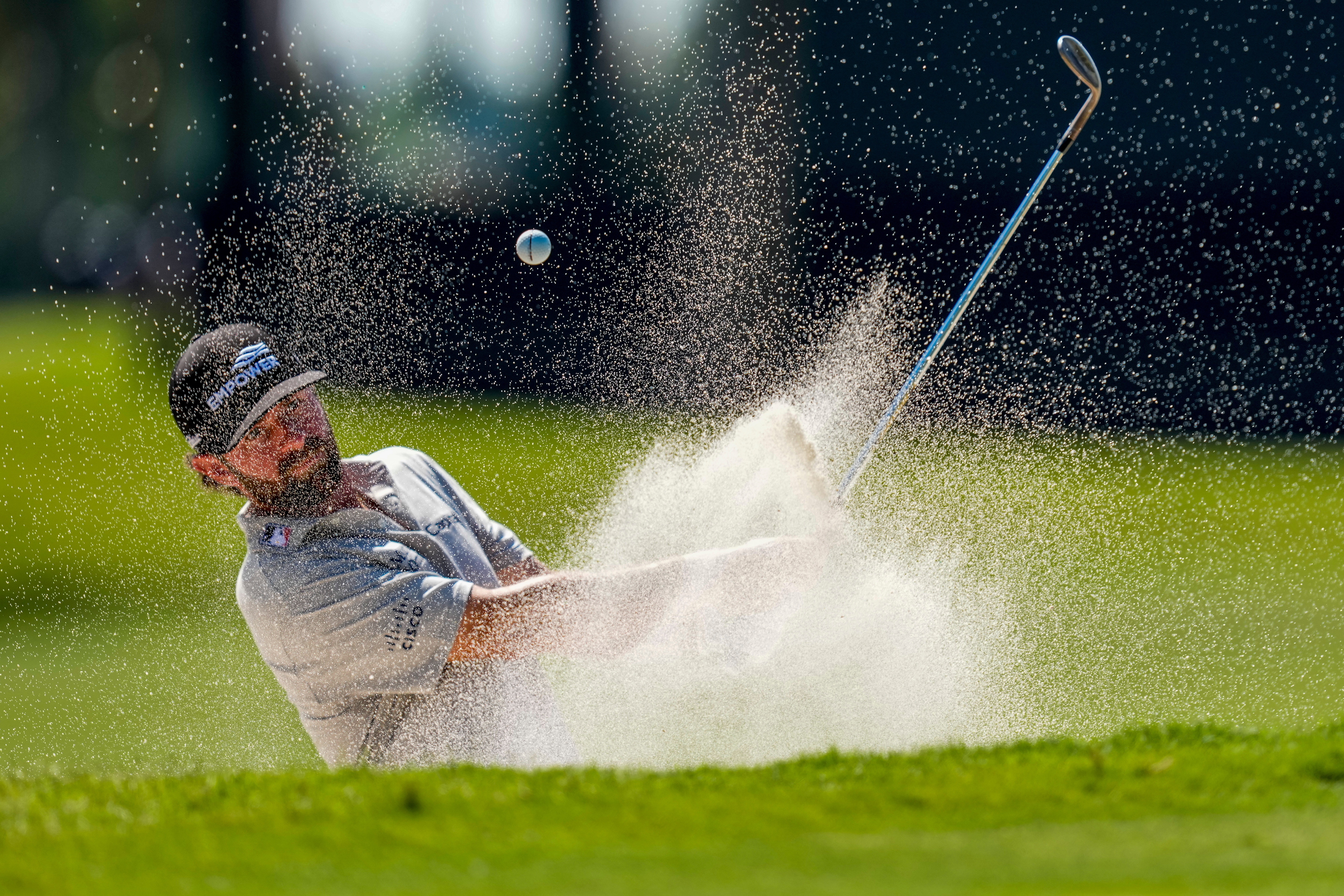 Young gets to 13 under to take 5-stroke lead into the weekend at Doral