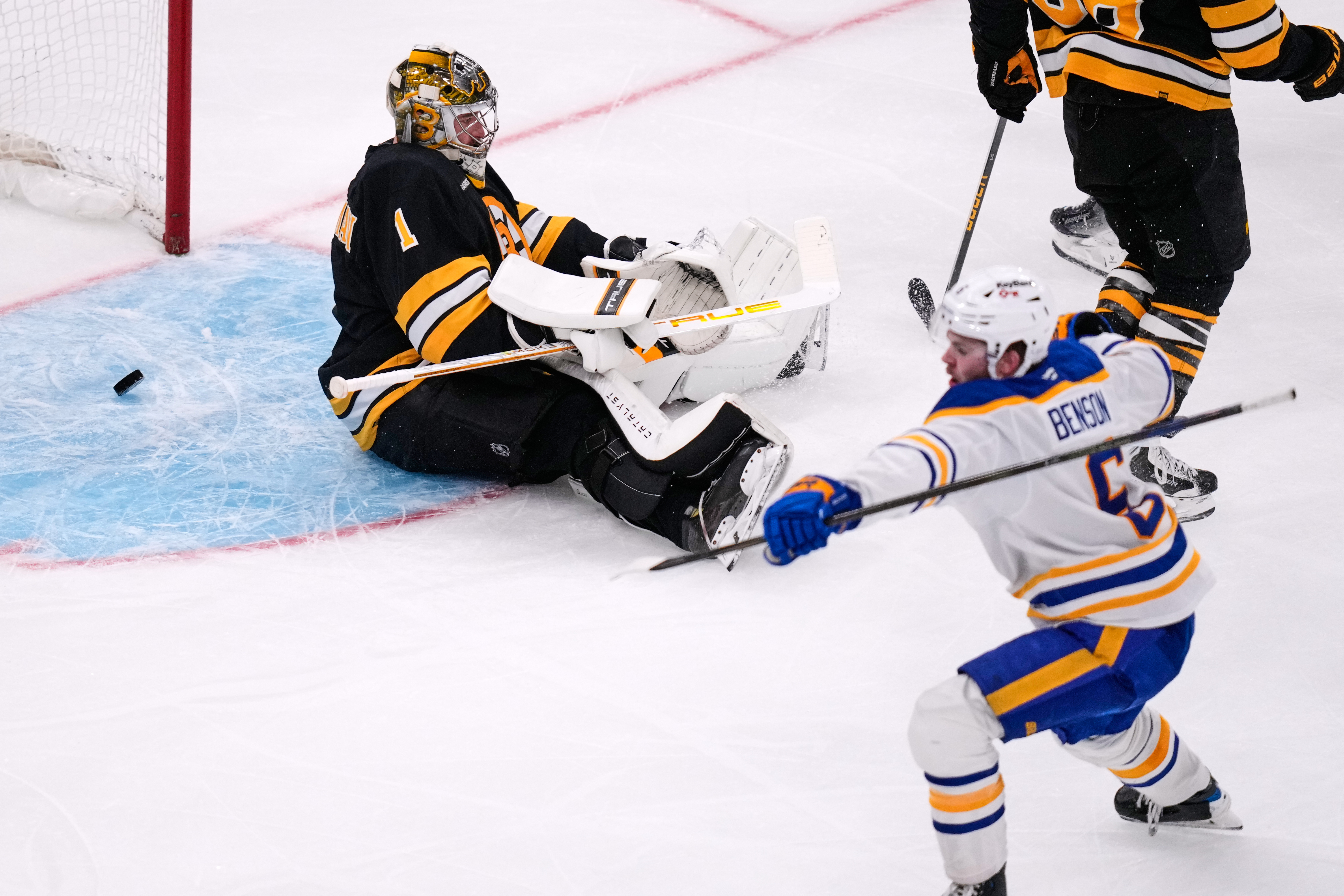 Sabres beat Bruins 4-1 in Game 6 to reach 2nd round for 1st time since 2007