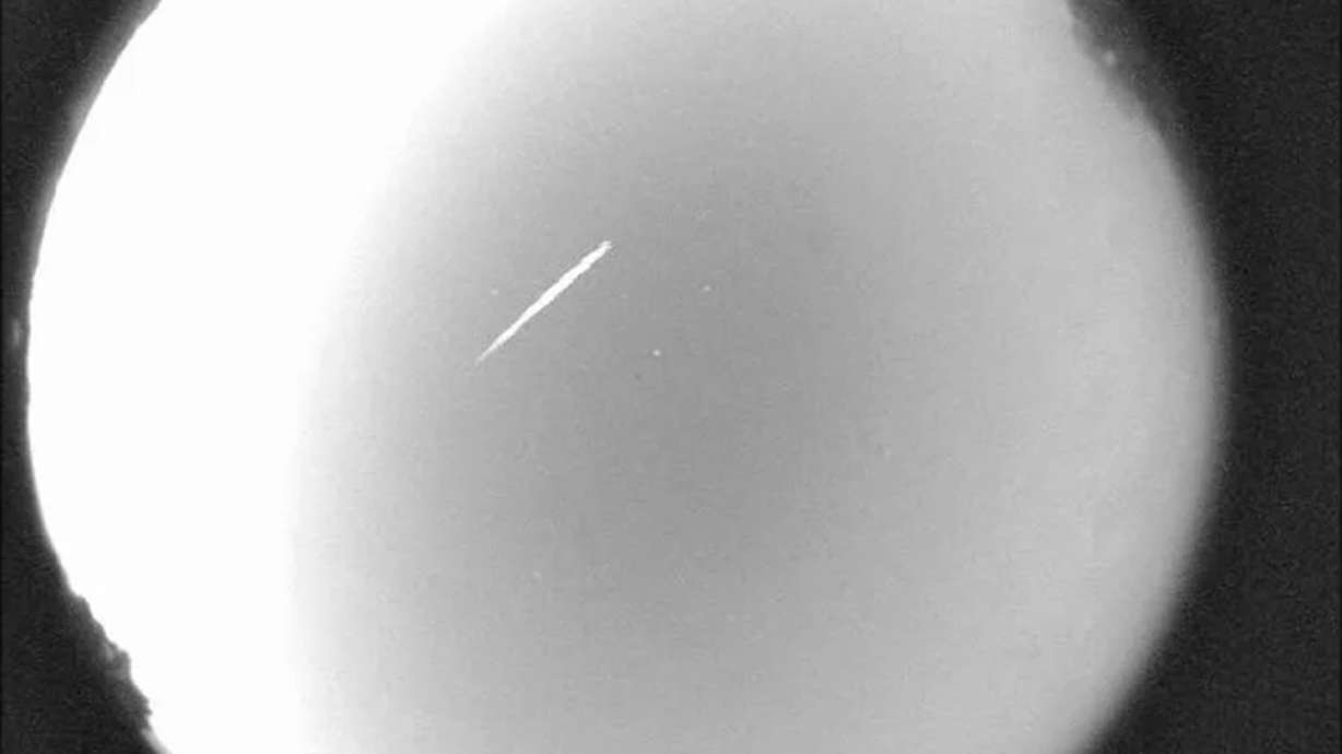 A bright moon may dim the Eta Aquarid meteor shower made up of Halley's comet debris - KSL News