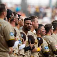 Padres announce agreement to sell team to investor group led by Kwanza Jones and José E. Feliciano