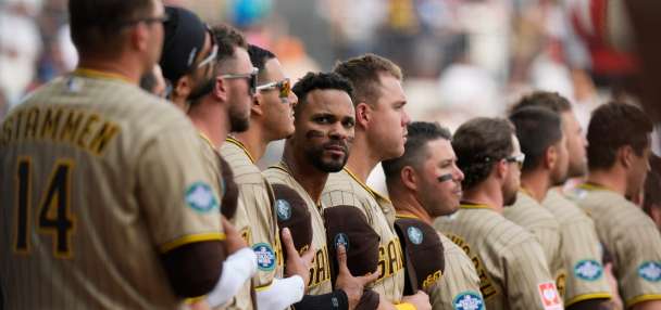 Padres announce agreement to sell team to investor group led by Kwanza Jones and José E. Feliciano