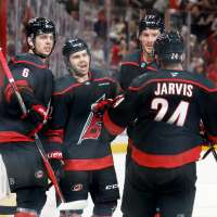 Stankoven, Andersen lead Hurricanes past Flyers 3-0 in Game 1 of 2nd-round series