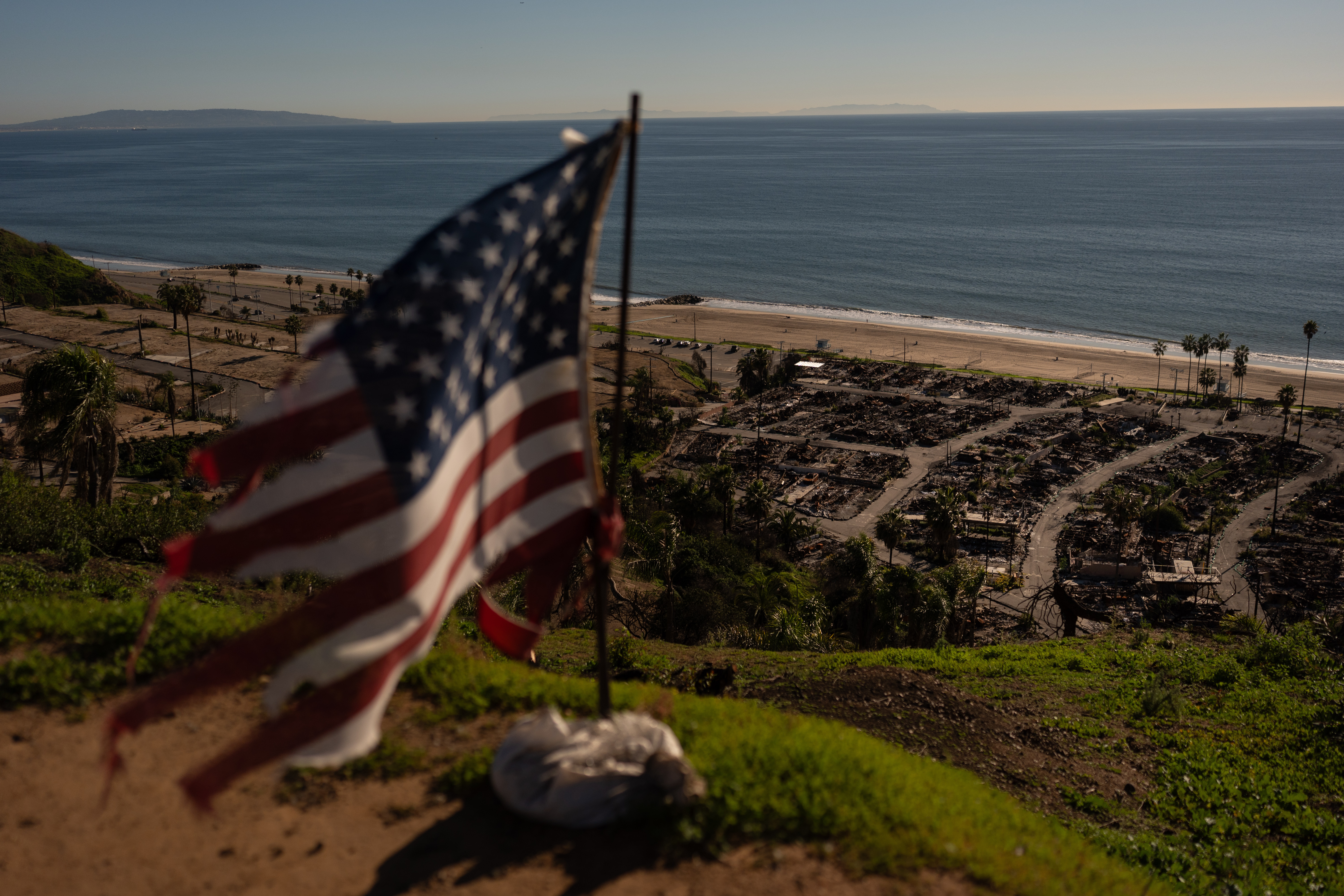 Prosecutors say arson suspect in Los Angeles' Palisades Fire was angry 'at the world'