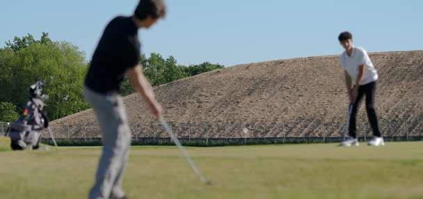 White House East Wing debris dumped at nearby golf course has toxic metals, report says