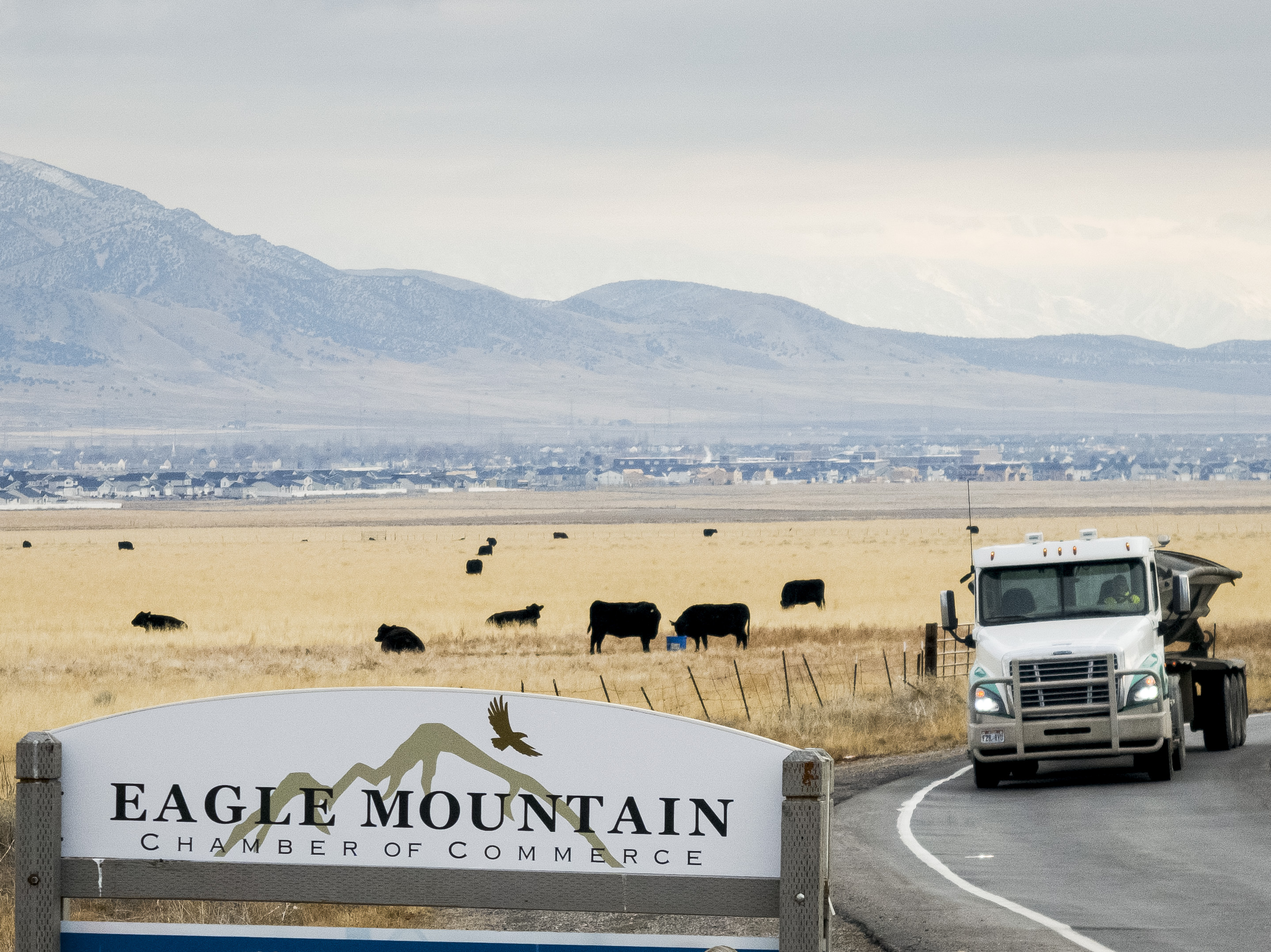 Lake Mountain School District acquires 100 acres for joint education campus