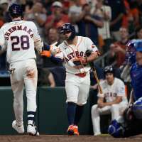 Ohtani allows his first HRs of the season to Walker and Shewmake as the Astros beat the Dodgers 2-1