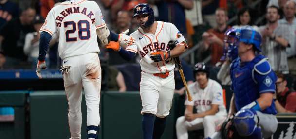 Ohtani allows his first HRs of the season to Walker and Shewmake as the Astros beat the Dodgers 2-1