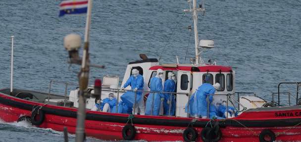 Cruise ship with hantavirus outbreak heads to Canary Islands after 3 are evacuated