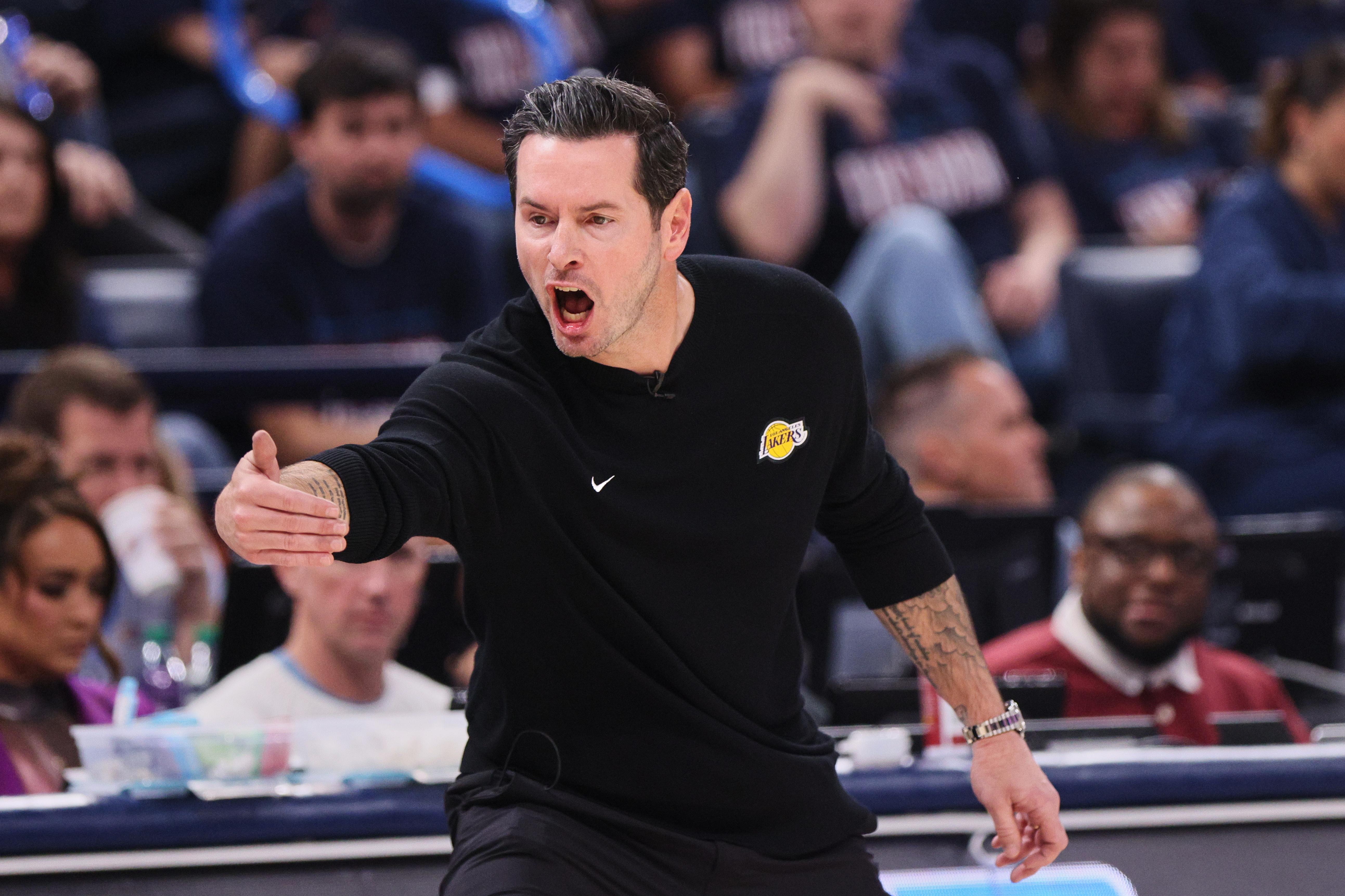 Lakers criticize officiating after Game 2 loss to Thunder in West semis