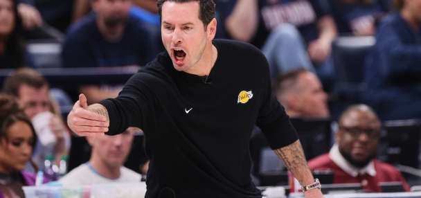 Lakers criticize officiating after Game 2 loss to Thunder in West semis