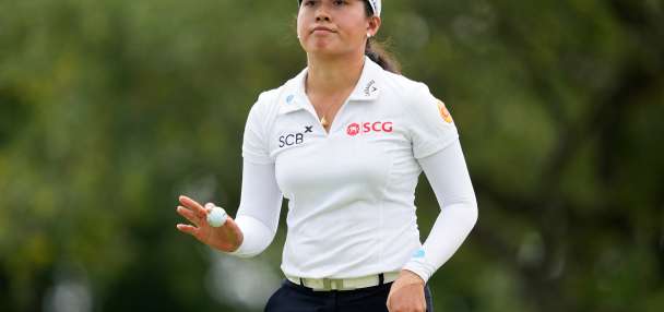 Jeeno Thitikul holds off every contender to stay in the lead at Mizuho Americas Open