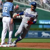 Mookie Betts set to return from strained oblique when Dodgers open series against Giants on Monday