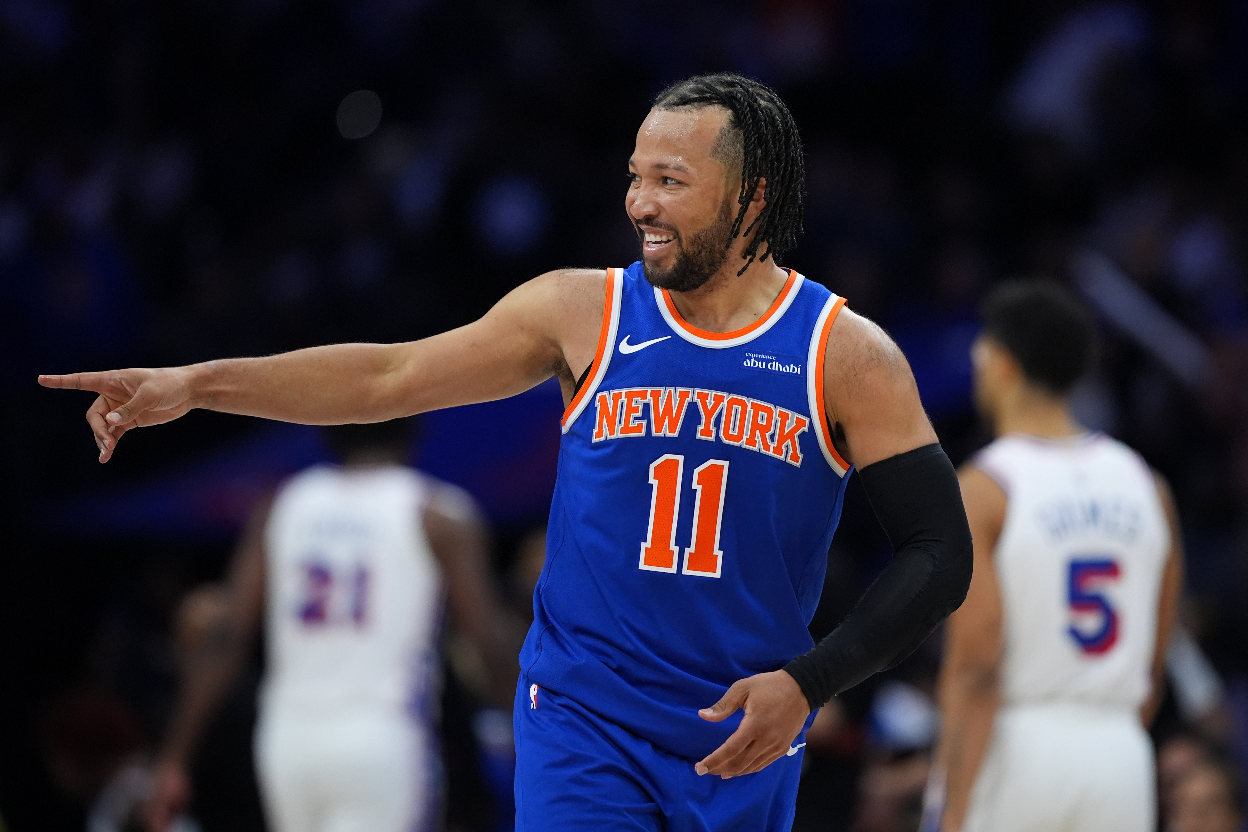 NBA tipoff: Round 2 continues Sunday with Pistons-Cavalies and Thunder-Lakers