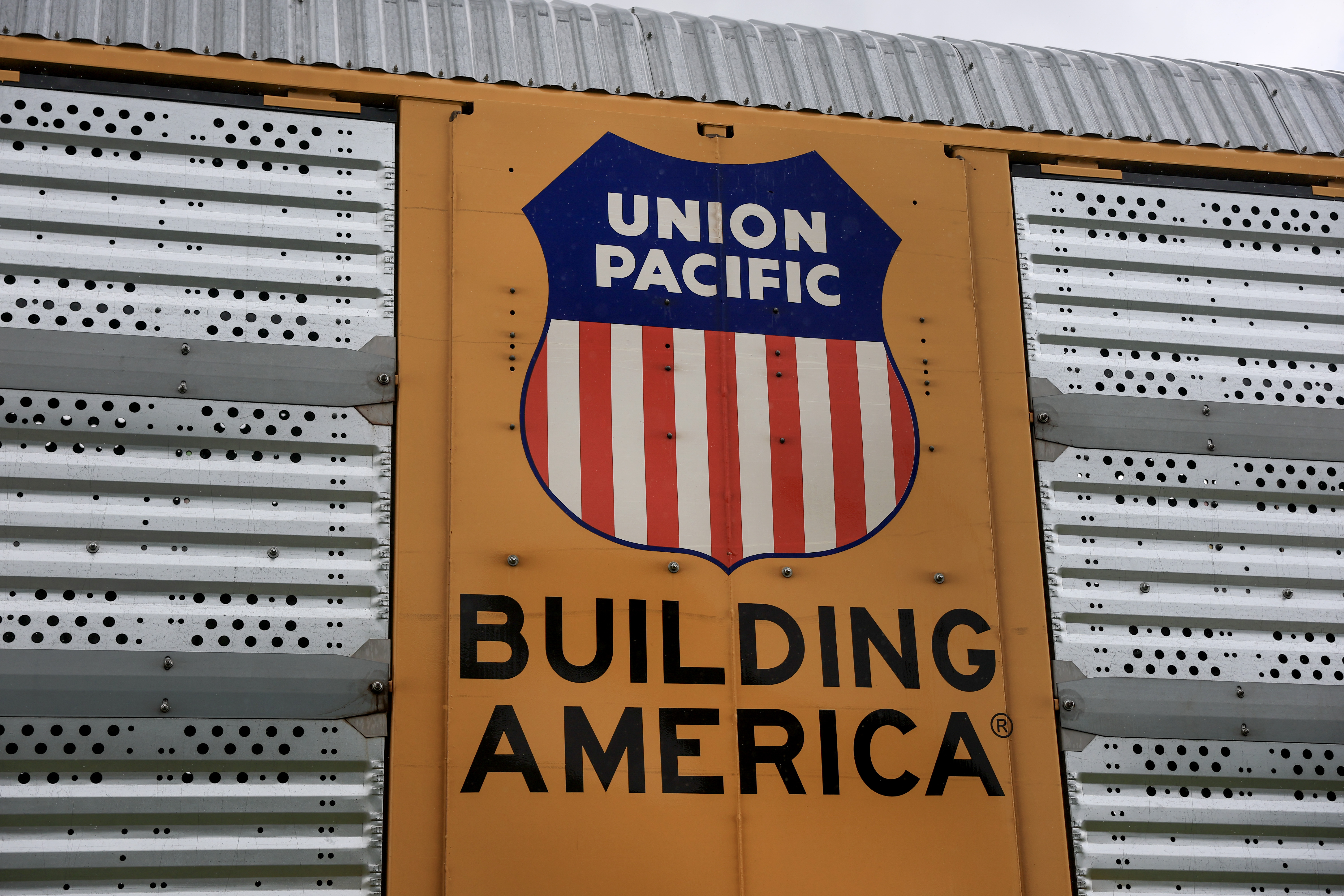6 found dead in cargo boxcar at Union Pacific yard in Texas border town, police say