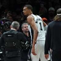 Spurs' Victor Wembanyama won't face further sanction for throwing an elbow, AP source says