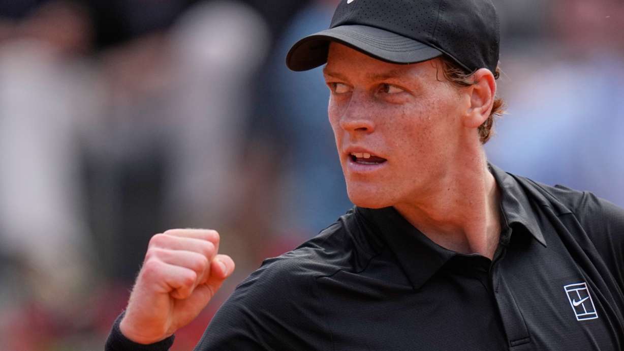 Italy's Jannik Sinner celebrates beating Italy's Andrea Pellegrino, during their match at the Italian Open tennis tournament in Rome, Tuesday, May 12, 2026.