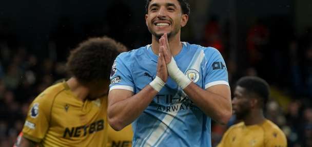 Manchester City keeps the pressure on Arsenal with 3-0 win against Crystal Palace