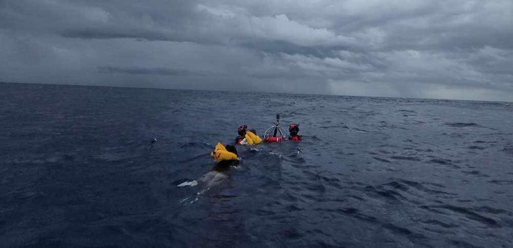 Survivors of plane crash off Florida were on a life raft for hours with no idea if help was coming