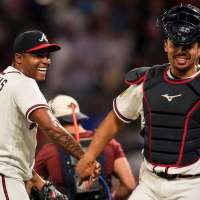 Braves reach 30 wins with another thrilling win that shows off myriad weapons