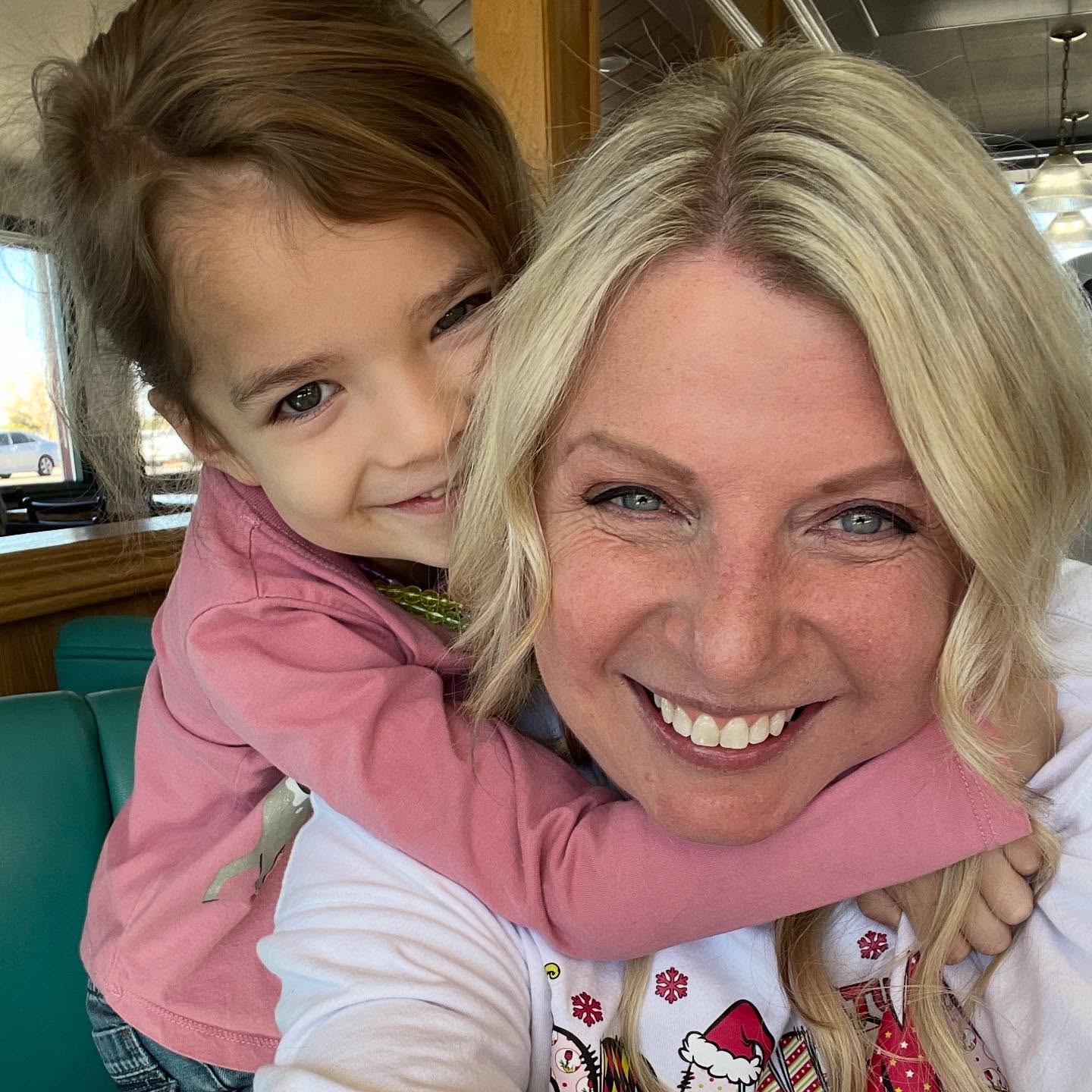 Ladybugs, libraries and love: How this Parowan grandma whethered a stage 4 cancer diagnosis