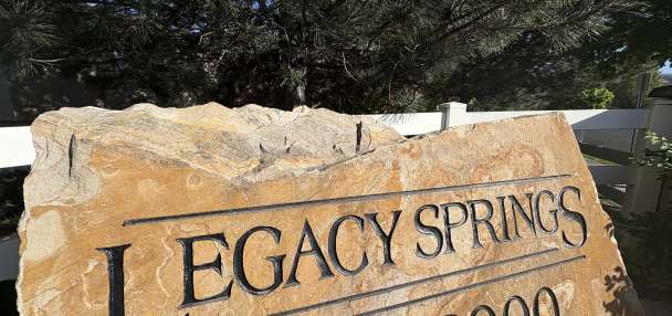 Child hospitalized after falling from Riverton apartment complex window