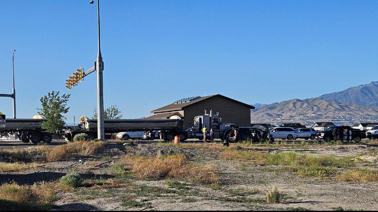A crash at the intersection of Pony Express Parkway and Mountain View Corridor in Saratoga Springs left three people with critical injuries on Thursday.