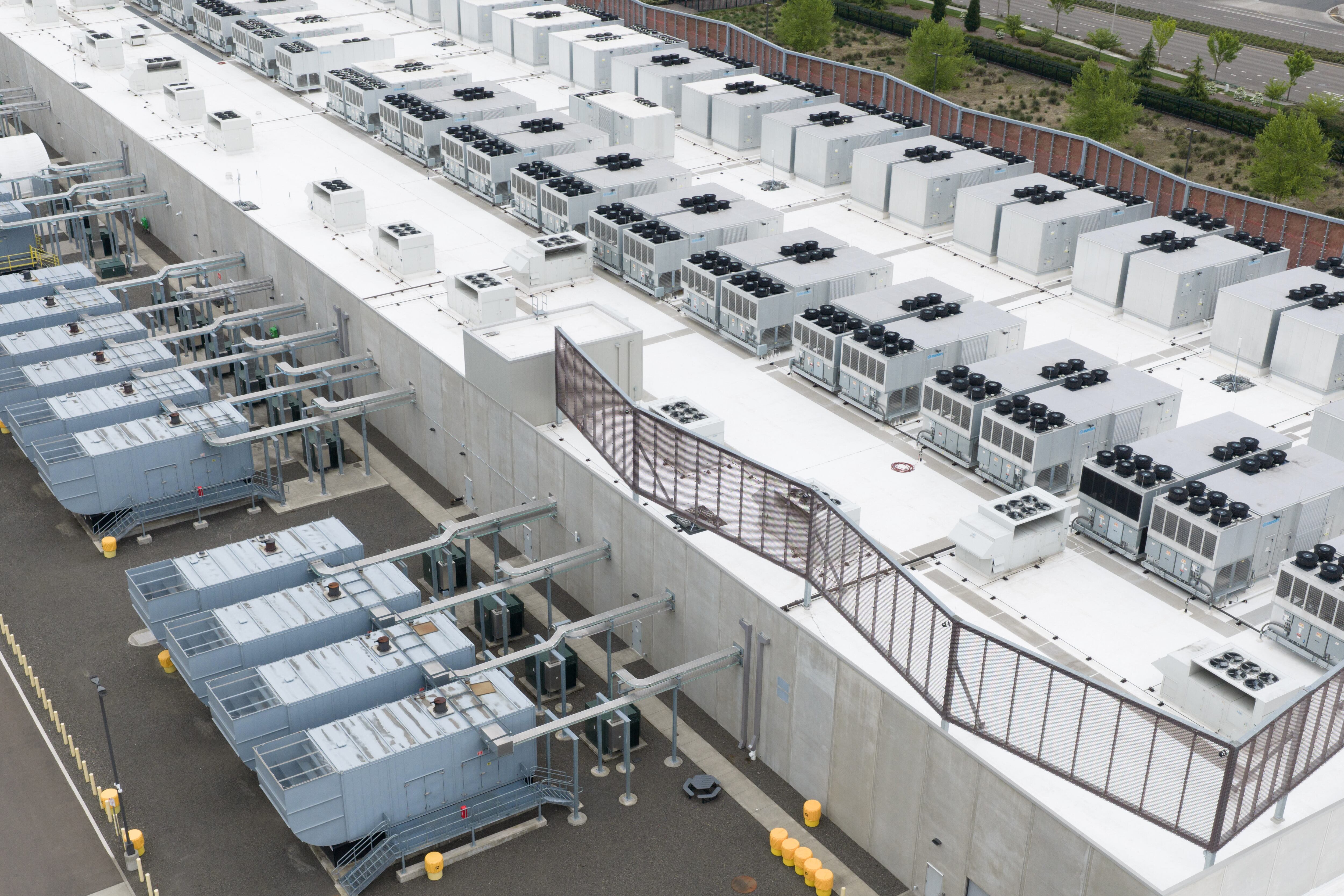 Lawmakers push for AI data center moratoriums as more states consider projects