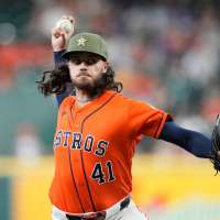 Astros' Spencer Arrighetti has a no-hit bid broken up with 1 out in the 8th vs. Rangers