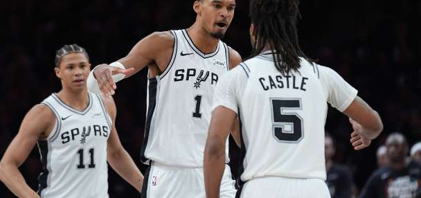 Stephon Castle gives the Spurs 32 points in a 139-109 blowout to eliminate Timberwolves in Game 6