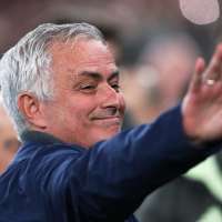 Mourinho receives Arbeloa's blessing amid talk of return to Real Madrid