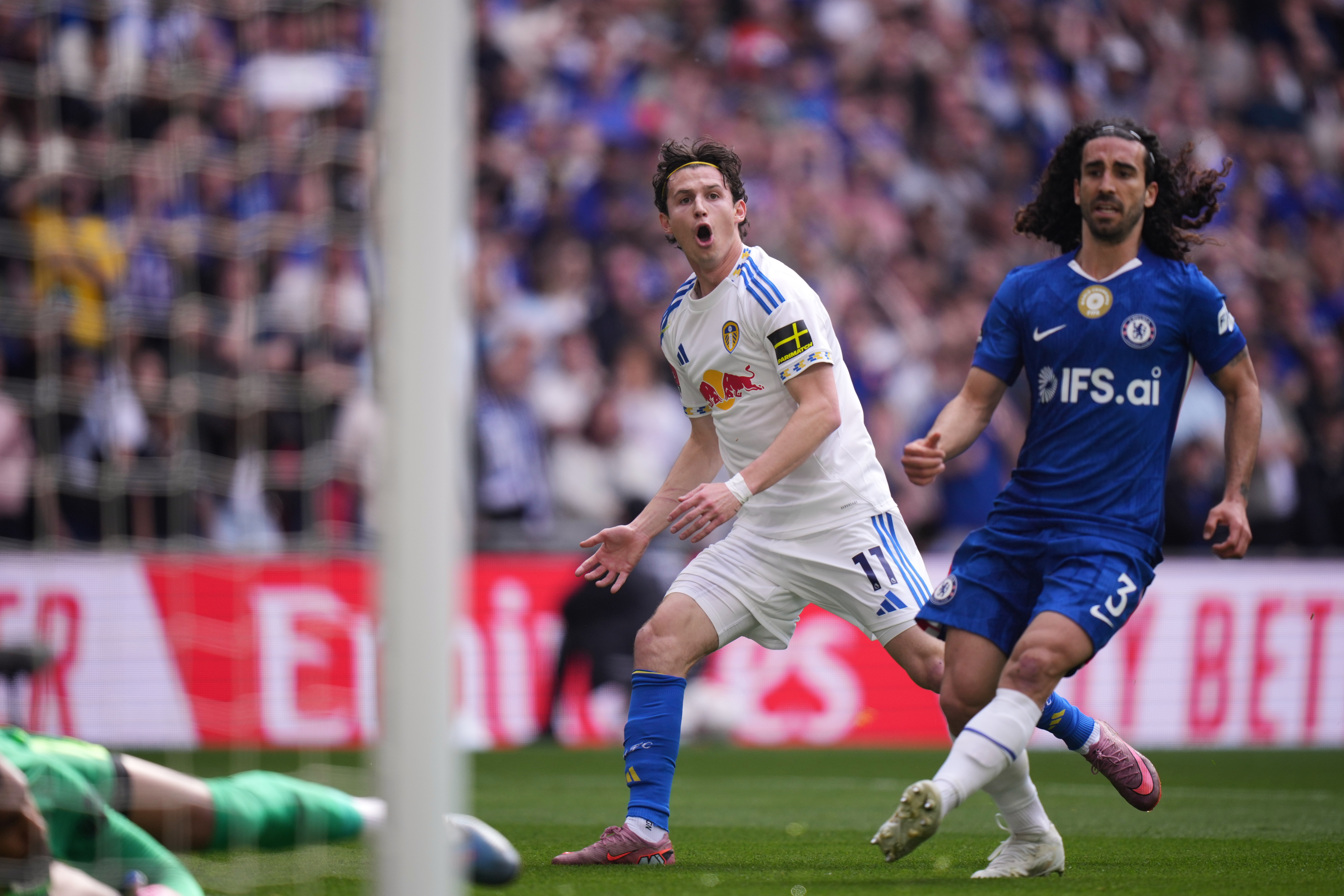 Injury concerns for the US ahead of World Cup with Aaronson, Richards hurt in Premier League action