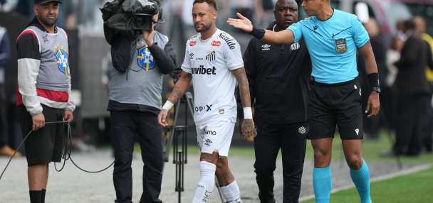 Neymar angry at being accidentally substituted in last match before Brazil announces World Cup squad
