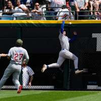 Cubs' Pete Crow-Armstrong apologizes for the words he used during a heated exchange with a fan
