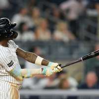 Jazz Age style: Chisholm borrows Stanton's baggy pants, Caballero's bat to spark turnaround