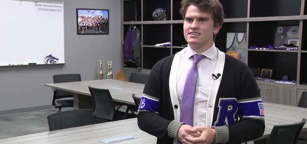 Utah high school student spreads kindness with handwritten letters for thousands of classmates