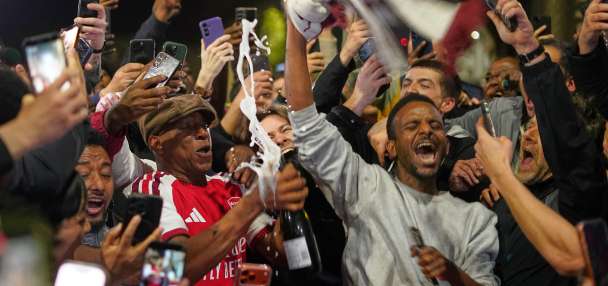British PM Starmer congratulates Arsenal as title celebrations go deep into the night